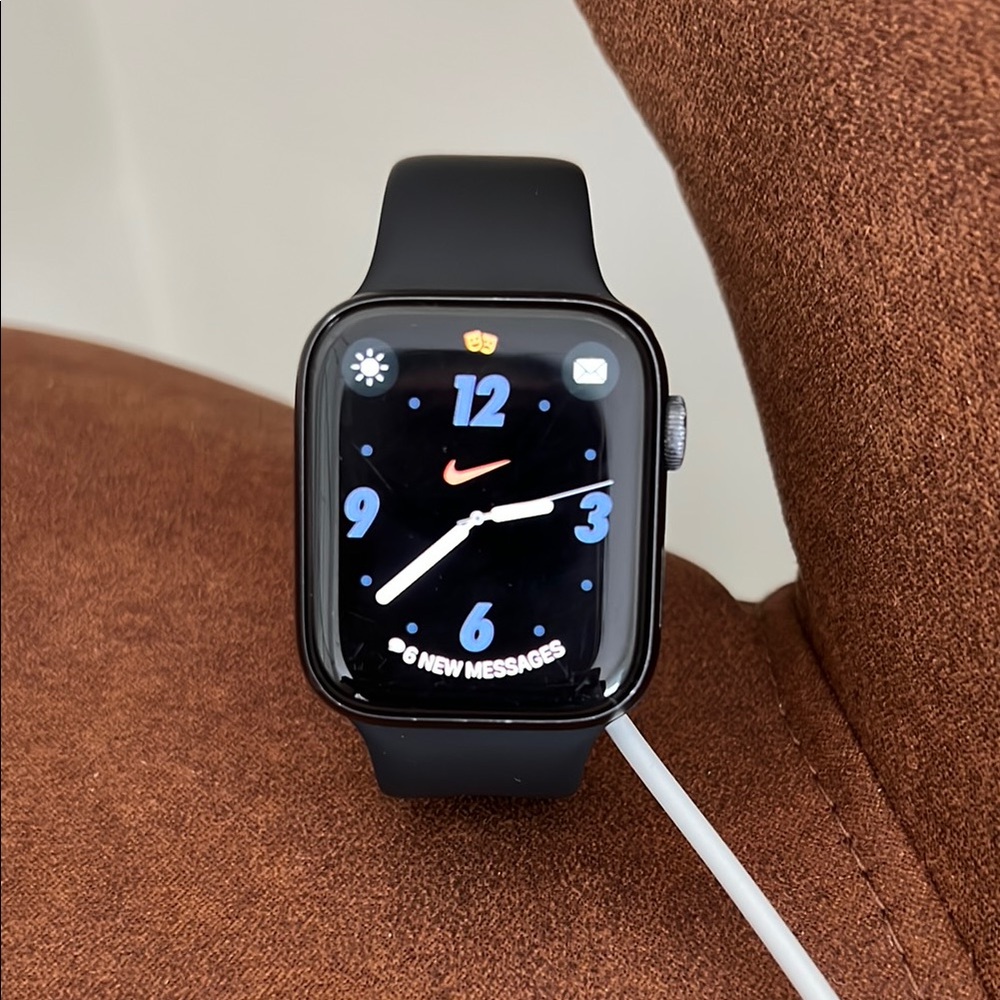 Apple Black Smartwatch 42mm